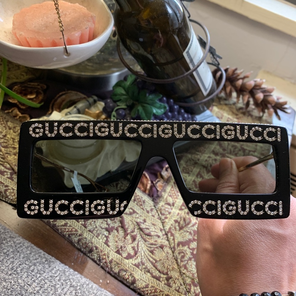 SOLD⛔️Authentic GUCCI 60 Rectangular "Hollywood collection " crystals acetate - Picture 9 of 16